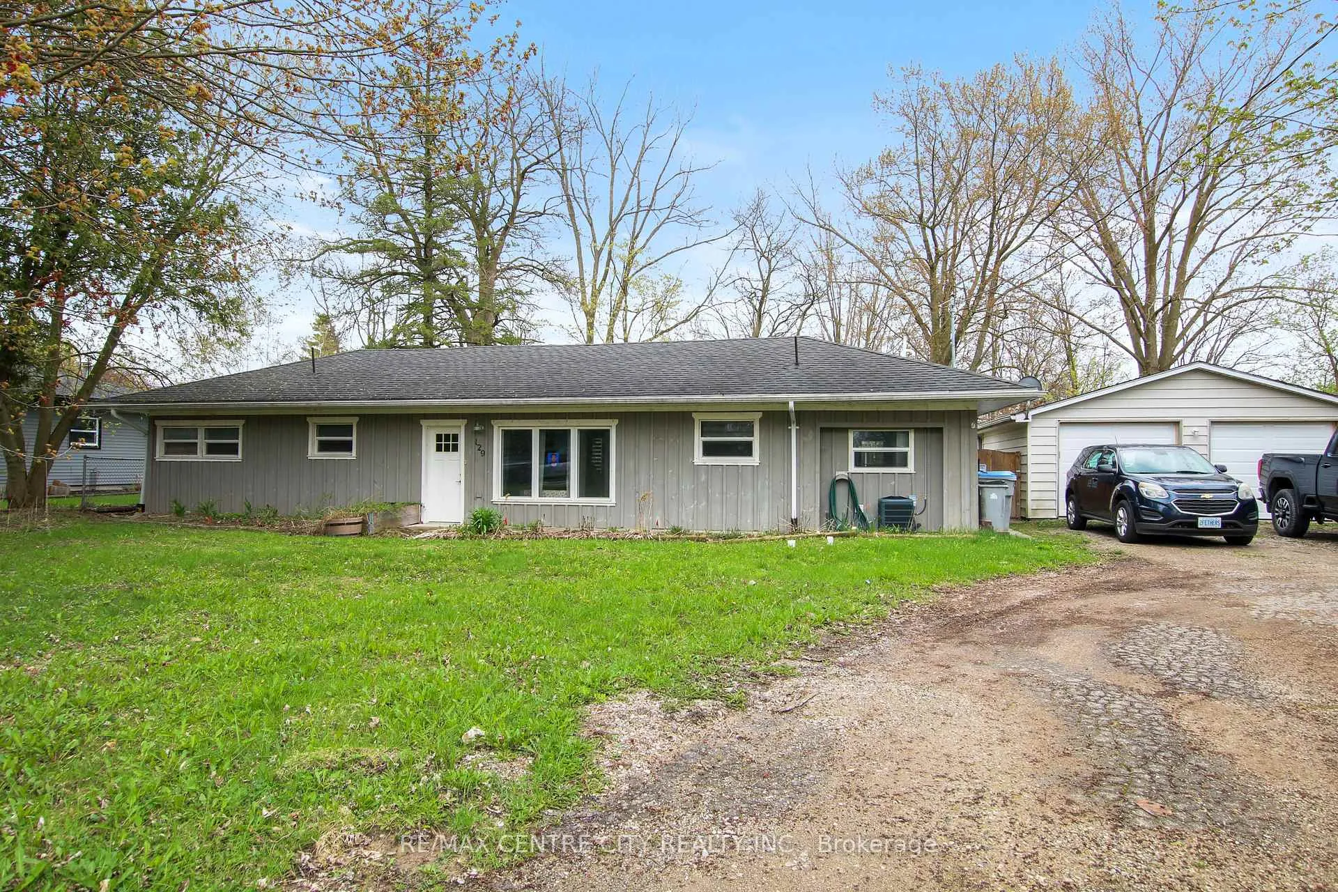Photo of 129 Duchess Avenue