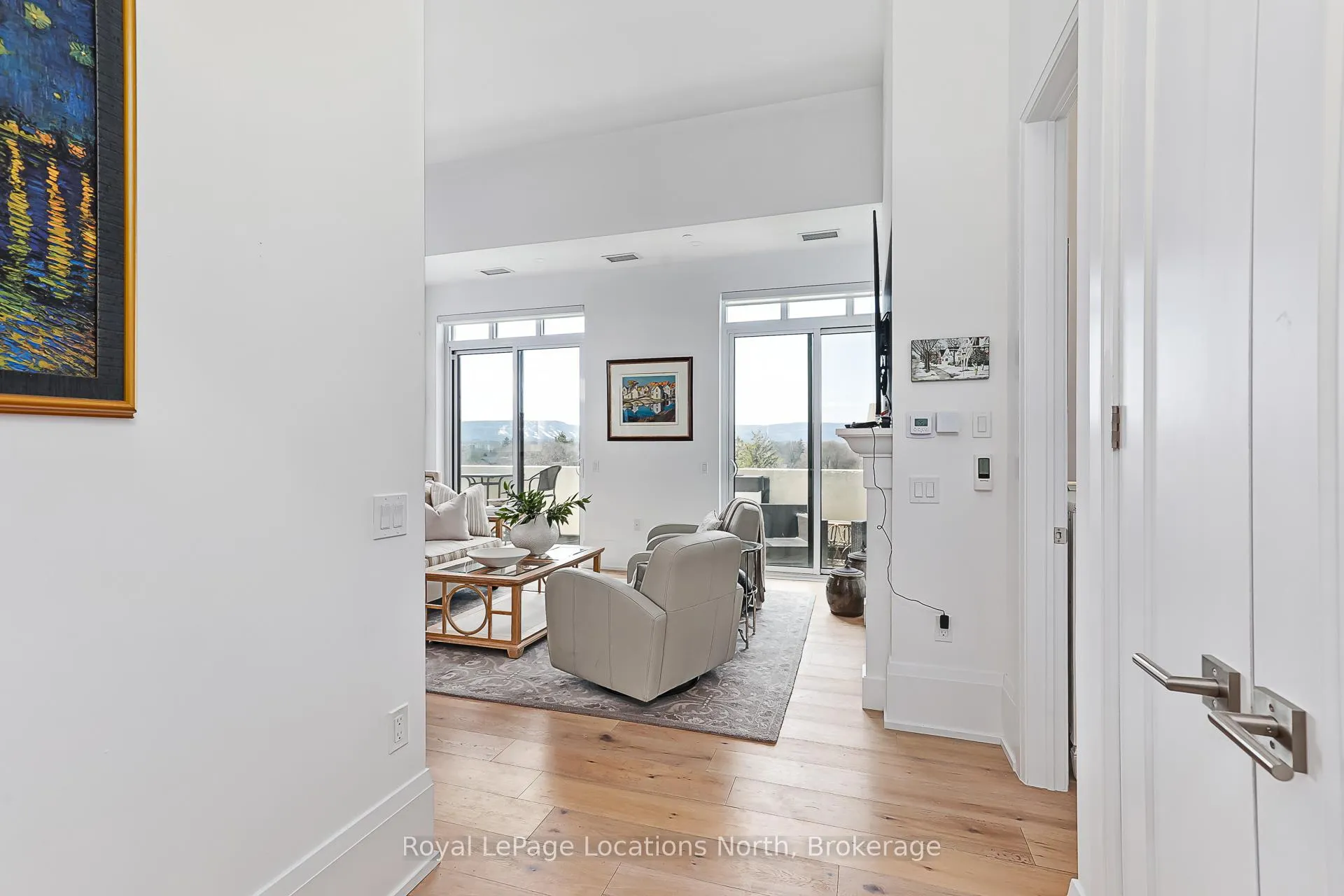 Photo 4 of Unit 609, 1 Hume Street E, Collingwood — HOMEH
