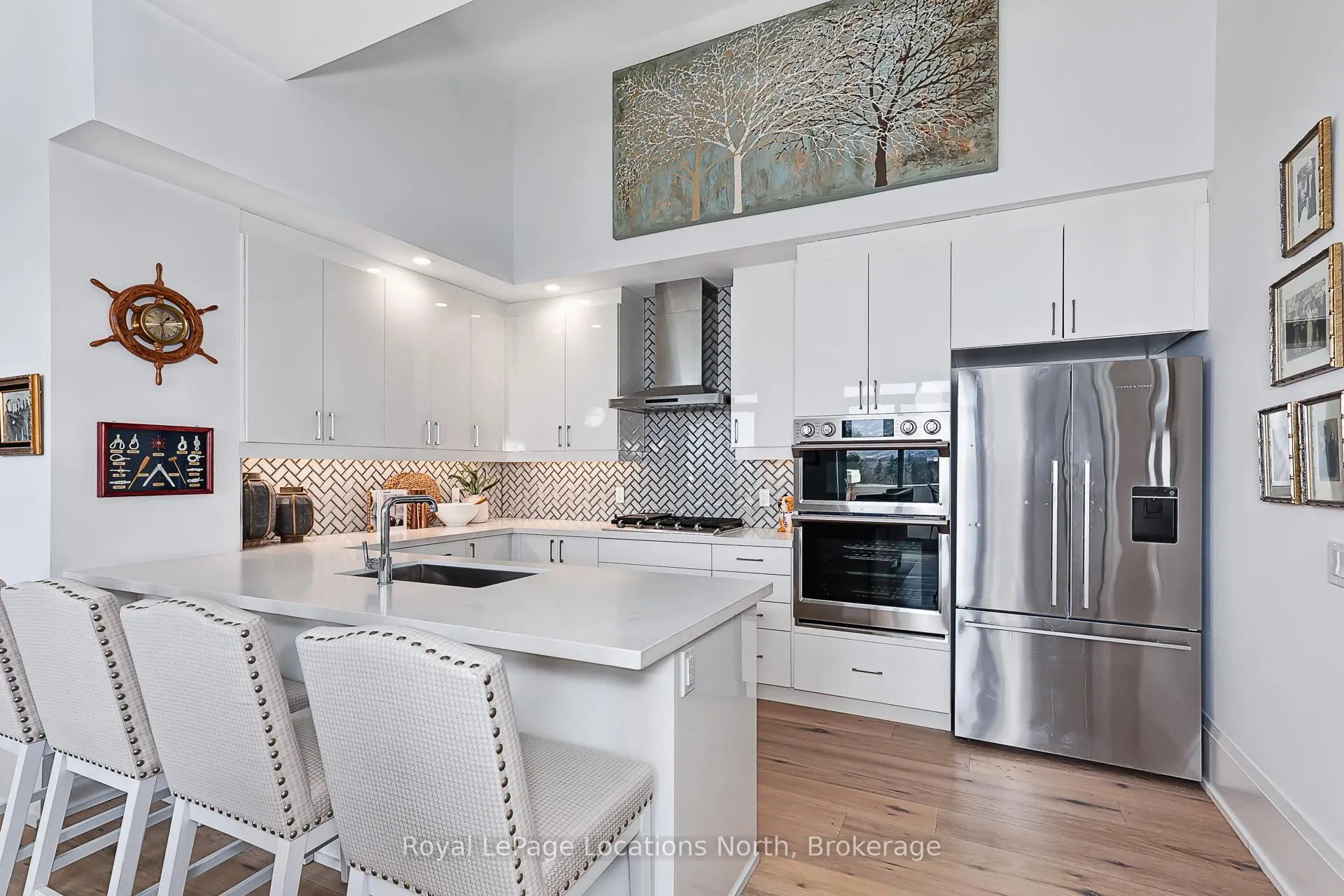Photo 9 of Unit 609, 1 Hume Street E, Collingwood — HOMEH