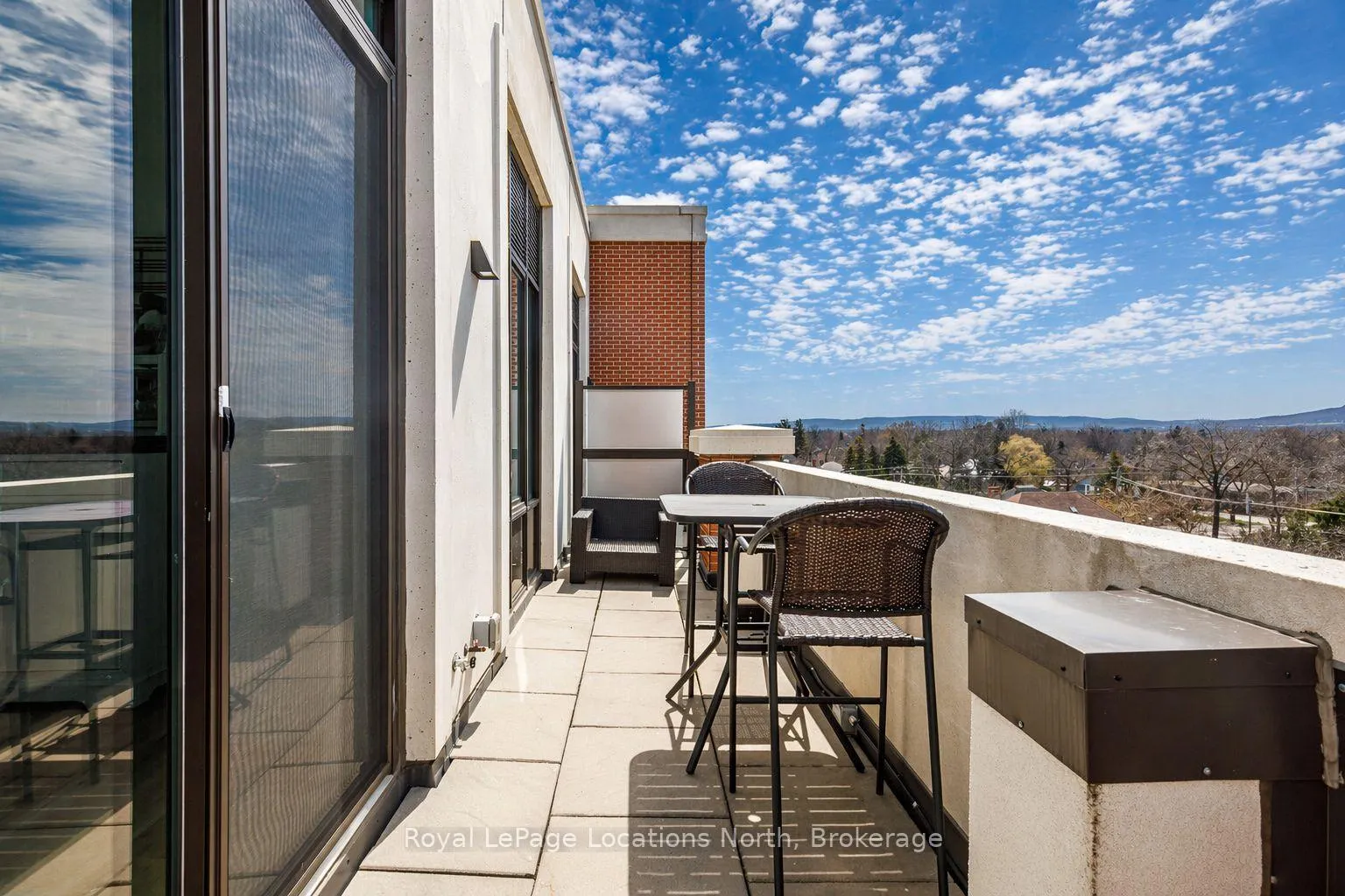 Photo 23 of Unit 609, 1 Hume Street E, Collingwood — HOMEH