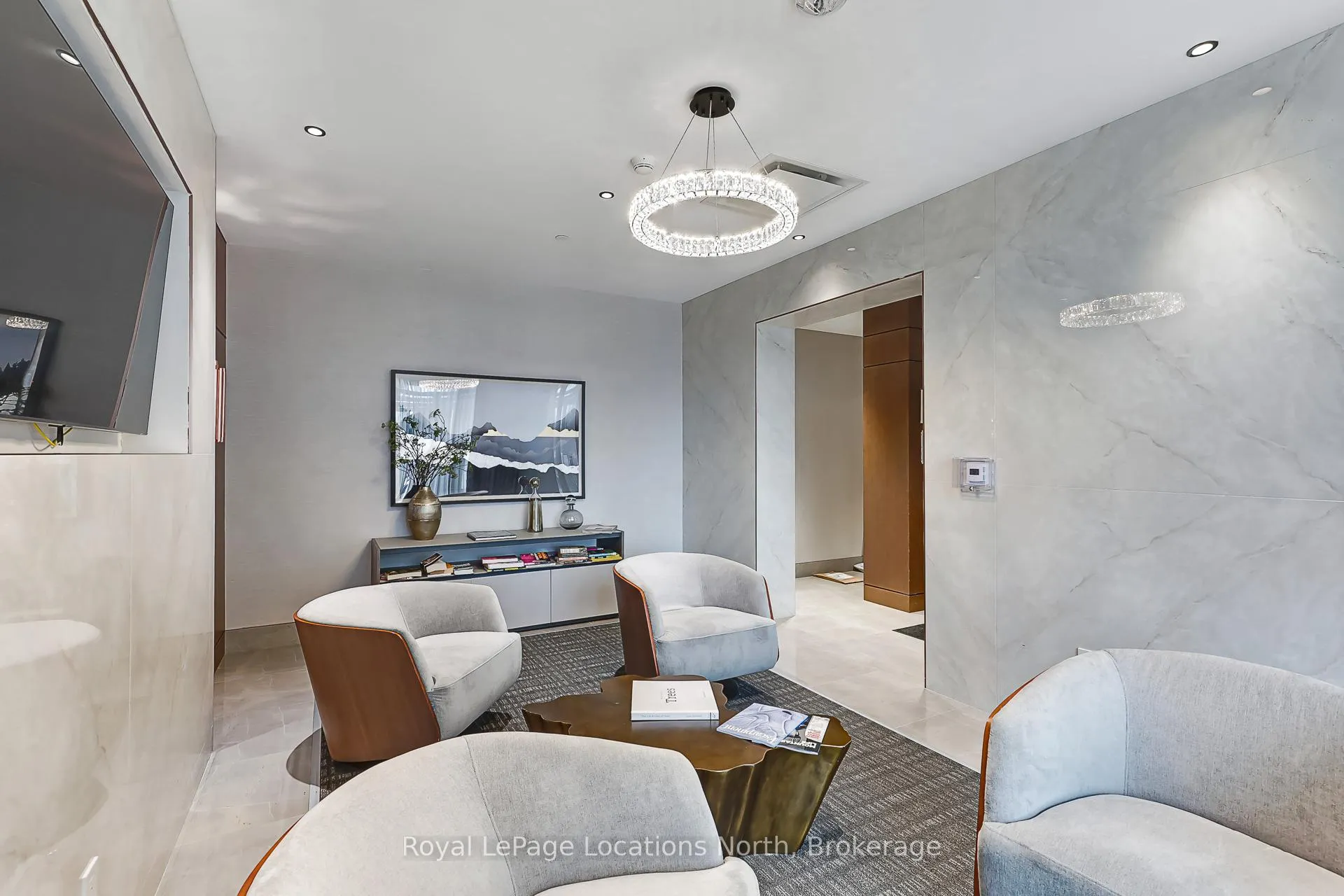 Photo 33 of Unit 609, 1 Hume Street E, Collingwood — HOMEH