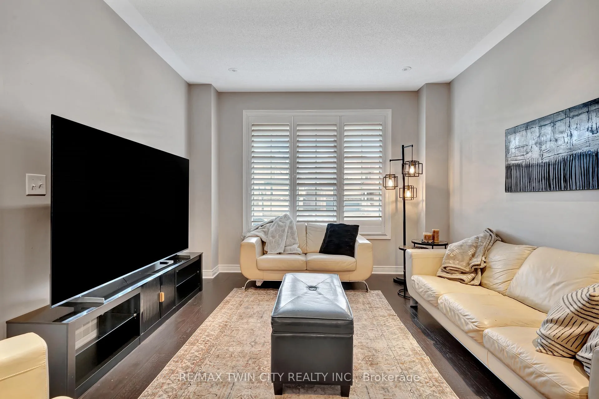 Photo 5 of 513 Terrington Crescent, Kitchener — HOMEH