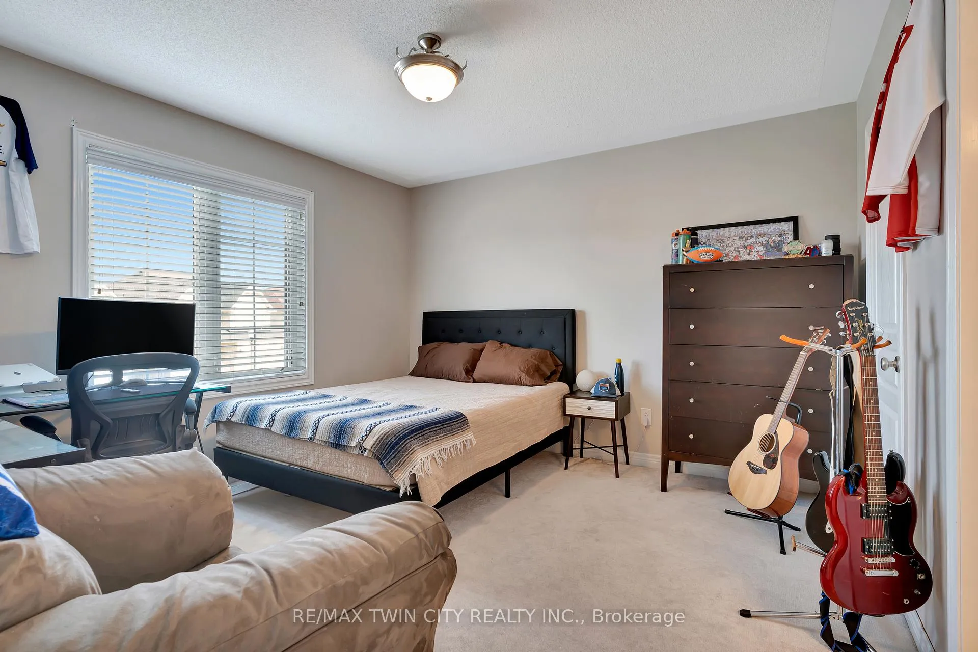Photo 32 of 513 Terrington Crescent, Kitchener — HOMEH