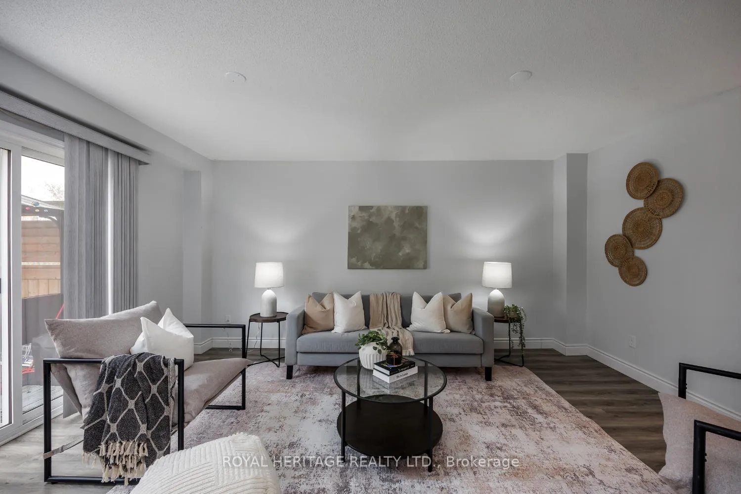 Photo 8 of Unit 2, 721 Cricklewood Drive, Oshawa, Pinecrest — HOMEH