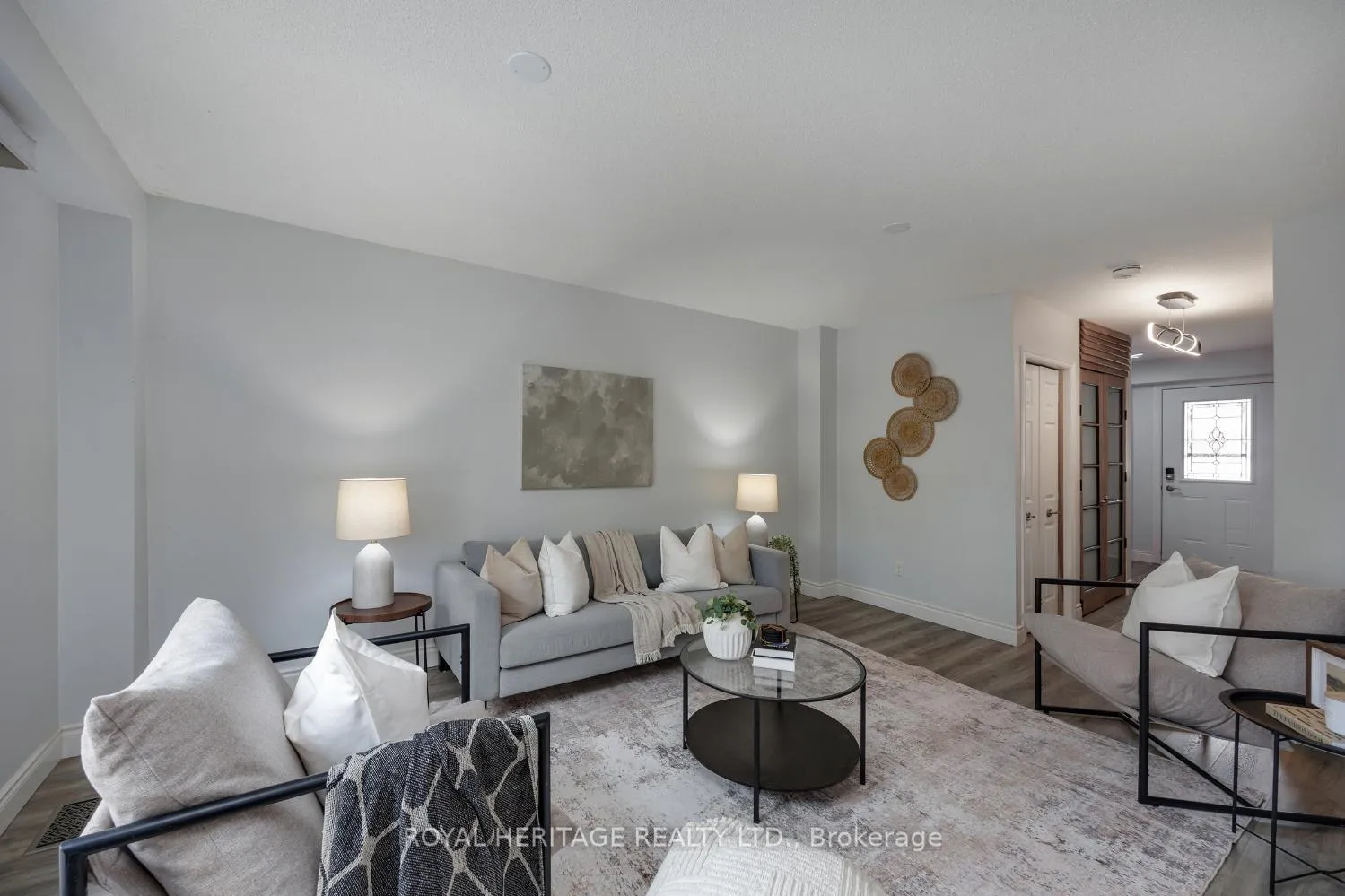Photo 12 of Unit 2, 721 Cricklewood Drive, Oshawa, Pinecrest — HOMEH
