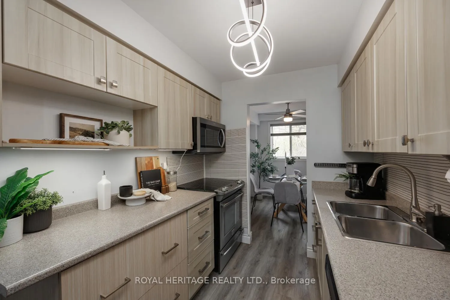 Photo 23 of Unit 2, 721 Cricklewood Drive, Oshawa, Pinecrest — HOMEH