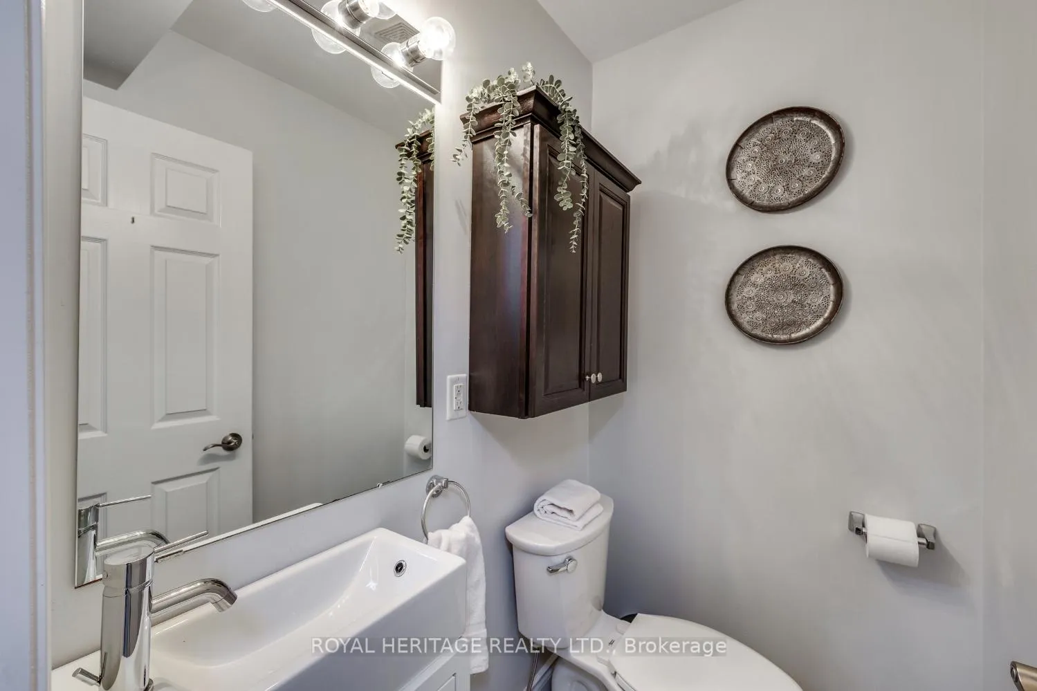 Photo 30 of Unit 2, 721 Cricklewood Drive, Oshawa, Pinecrest — HOMEH