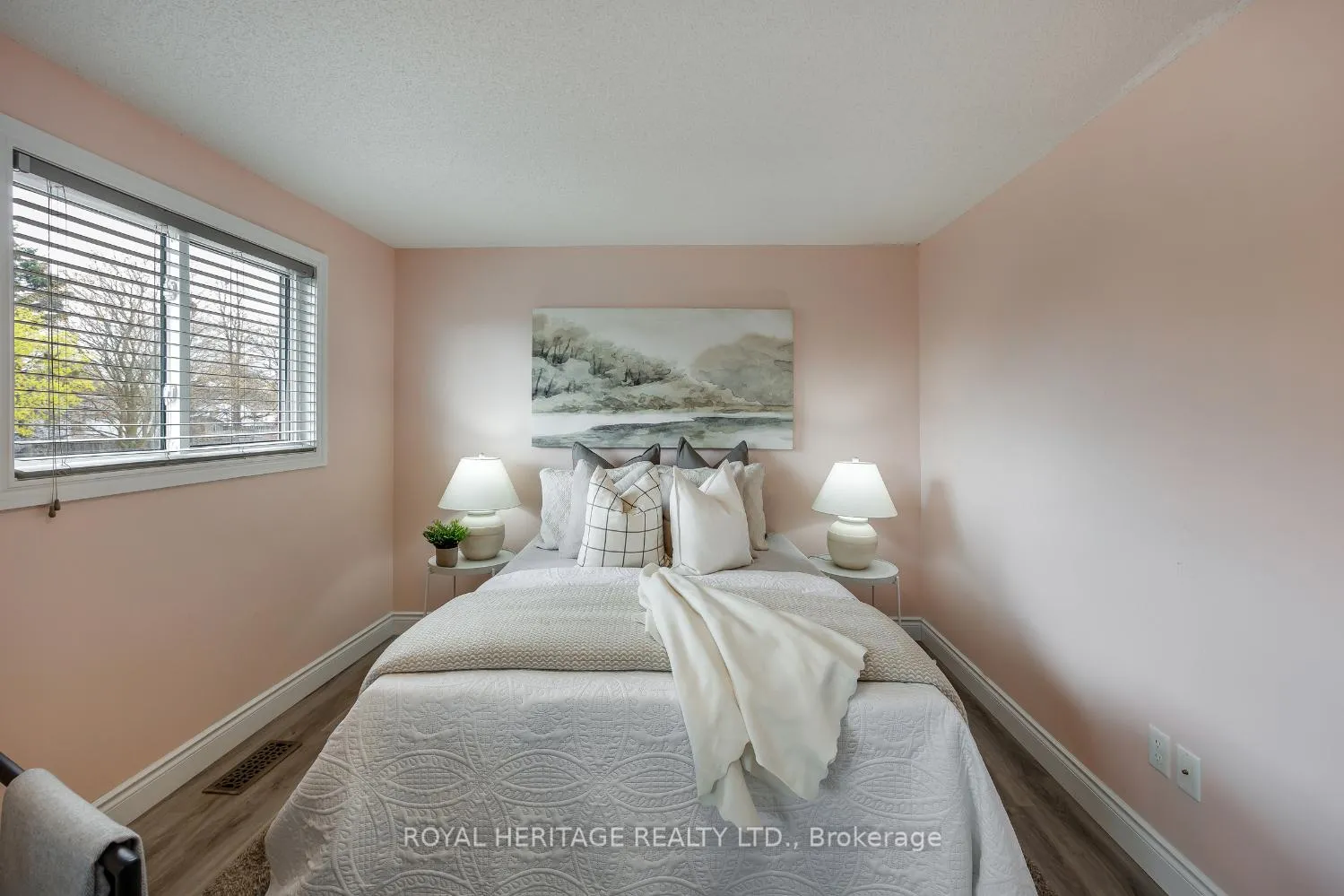 Photo 34 of Unit 2, 721 Cricklewood Drive, Oshawa, Pinecrest — HOMEH