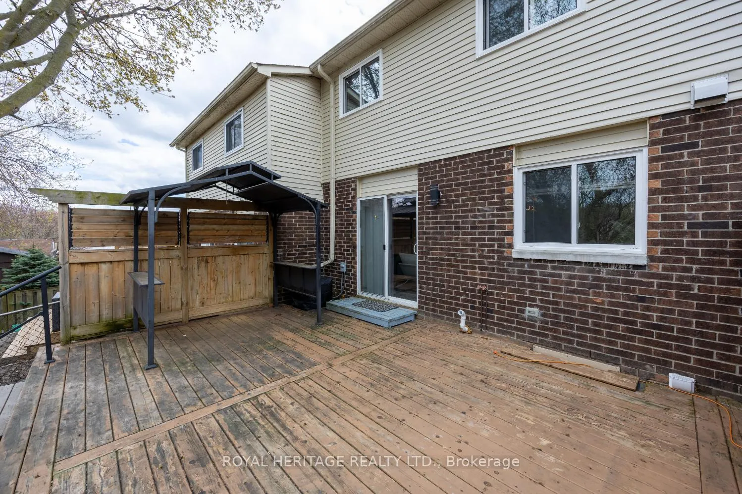 Photo 42 of Unit 2, 721 Cricklewood Drive, Oshawa, Pinecrest — HOMEH