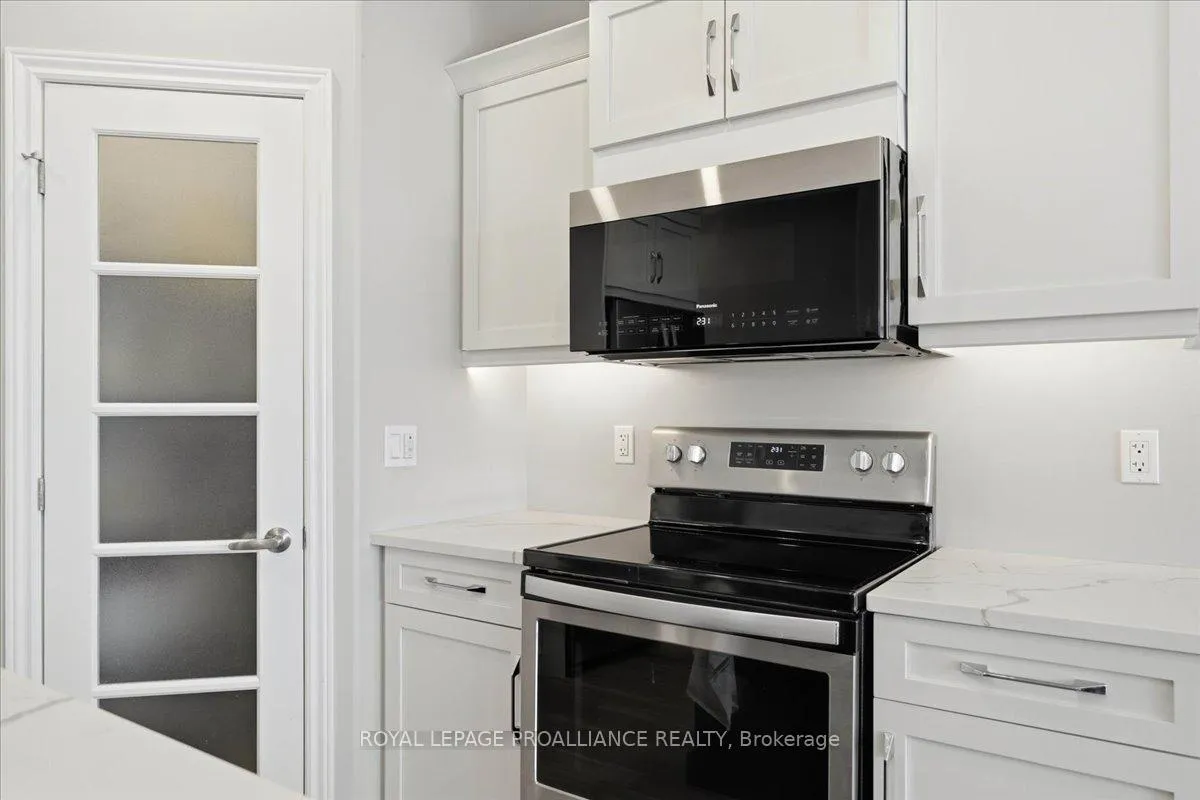 Photo 7 of 83 Covington Crescent, Belleville, Thurlow Ward — HOMEH