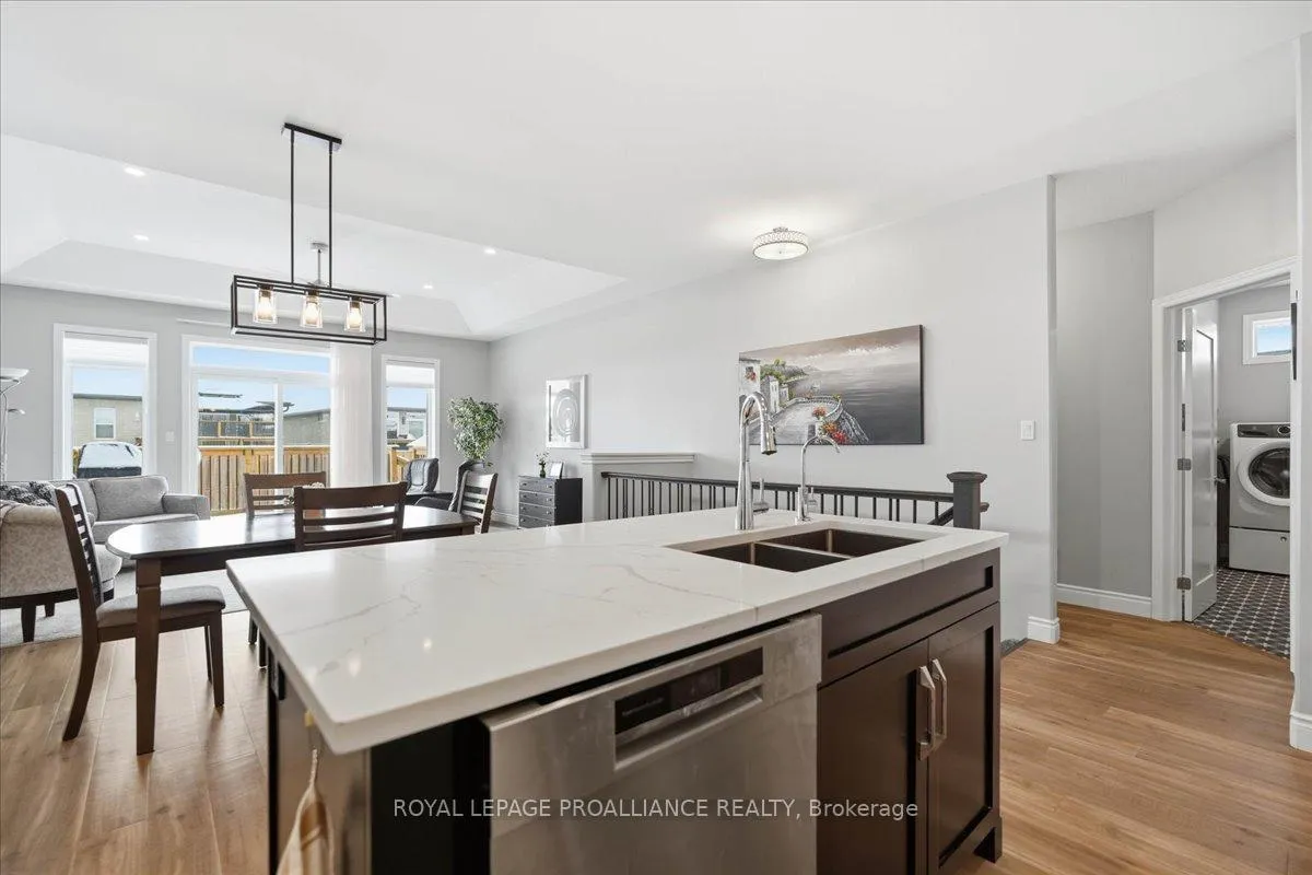 Photo 8 of 83 Covington Crescent, Belleville, Thurlow Ward — HOMEH