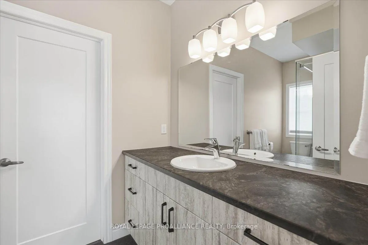 Photo 21 of 83 Covington Crescent, Belleville, Thurlow Ward — HOMEH