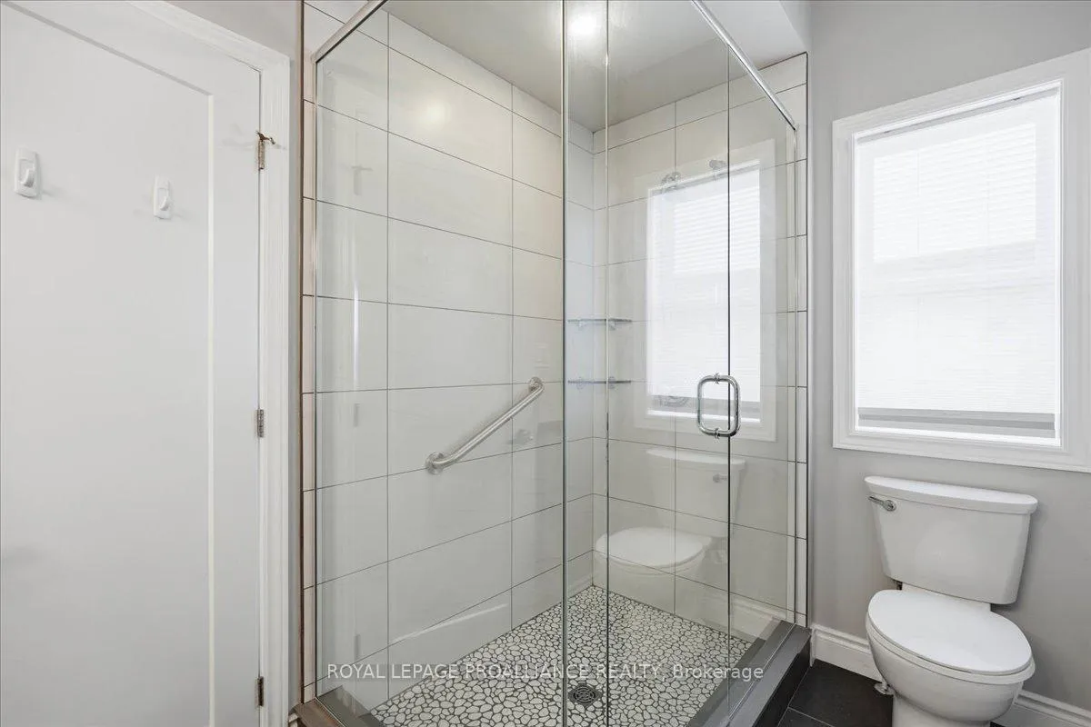 Photo 23 of 83 Covington Crescent, Belleville, Thurlow Ward — HOMEH