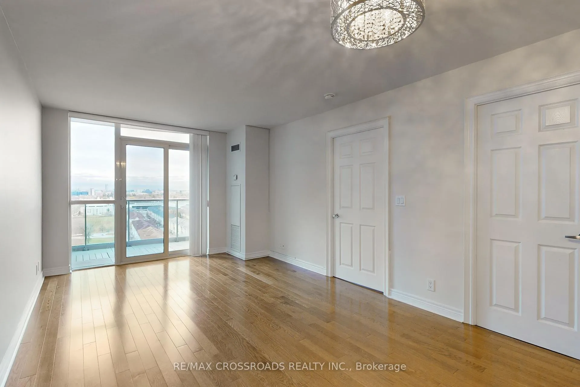 Photo 6 of Unit 1631, 33 Cox Boulevard, Markham, Unionville — HOMEH