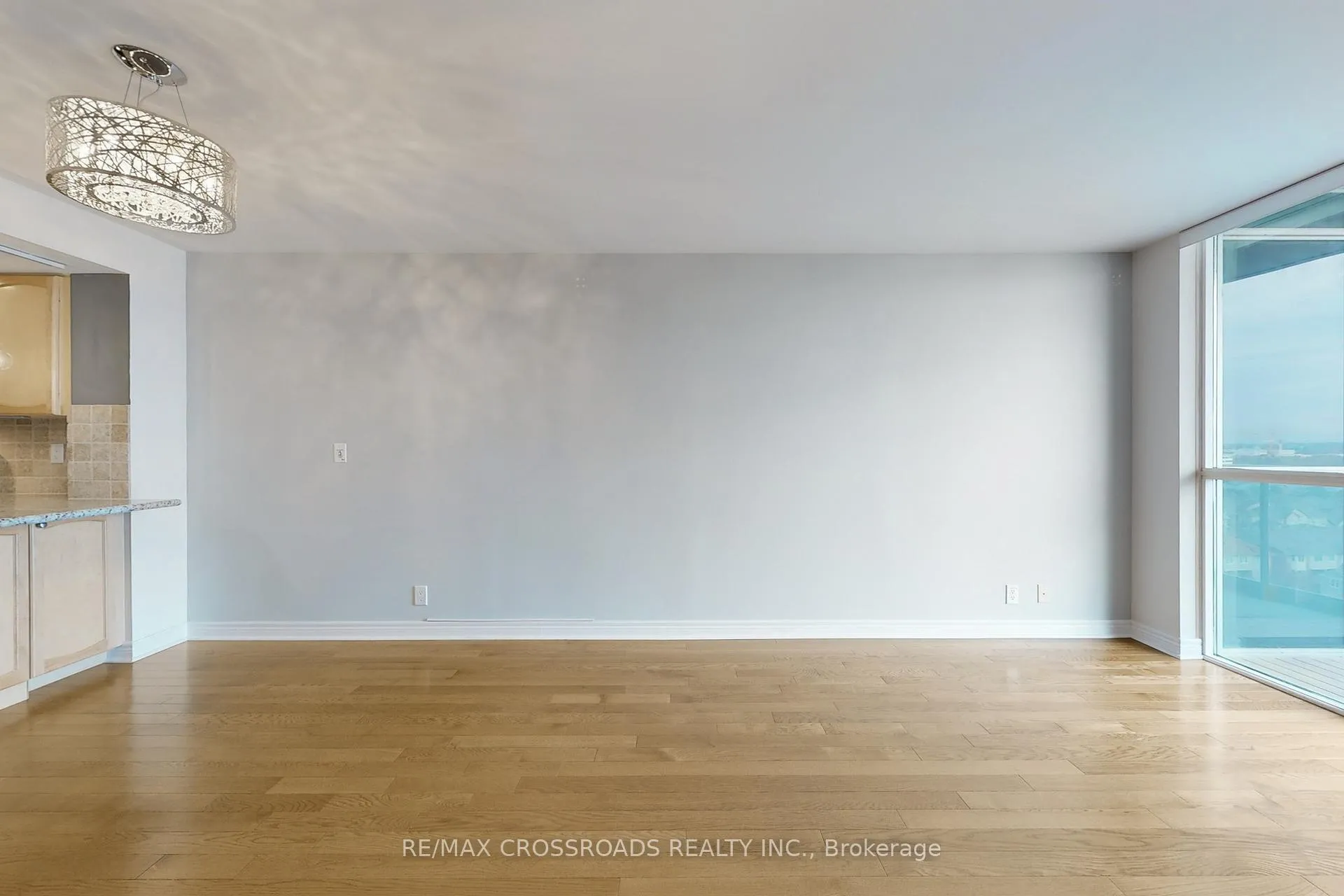 Photo 7 of Unit 1631, 33 Cox Boulevard, Markham, Unionville — HOMEH