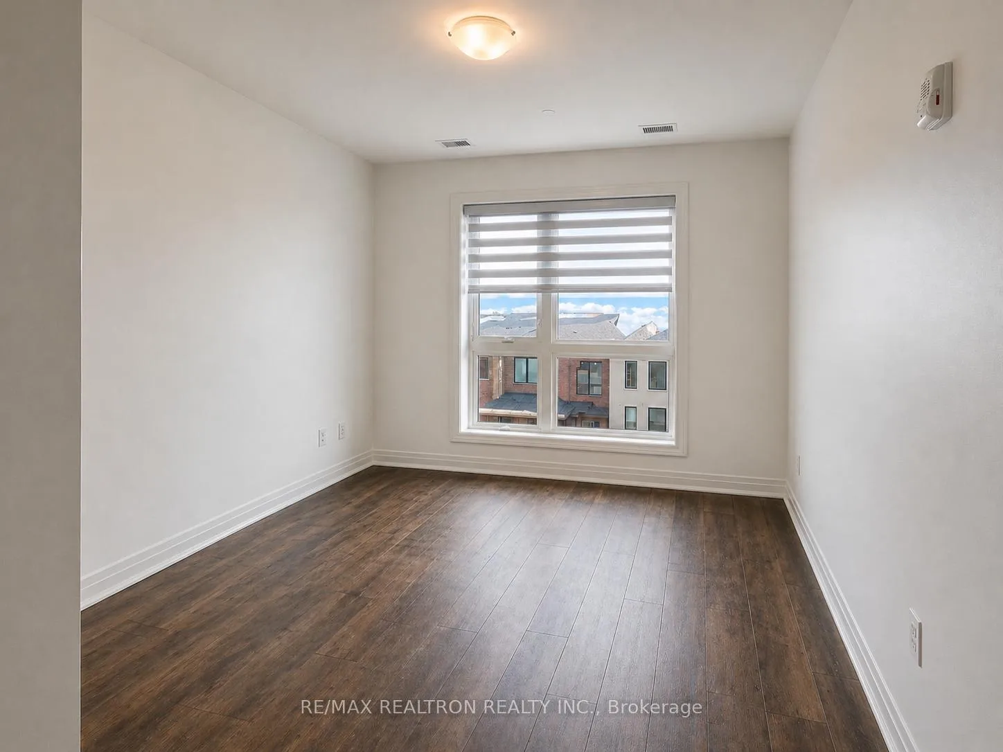Photo 4 of Unit 401, 470 Gordon Krantz Avenue, Milton, Walker — HOMEH