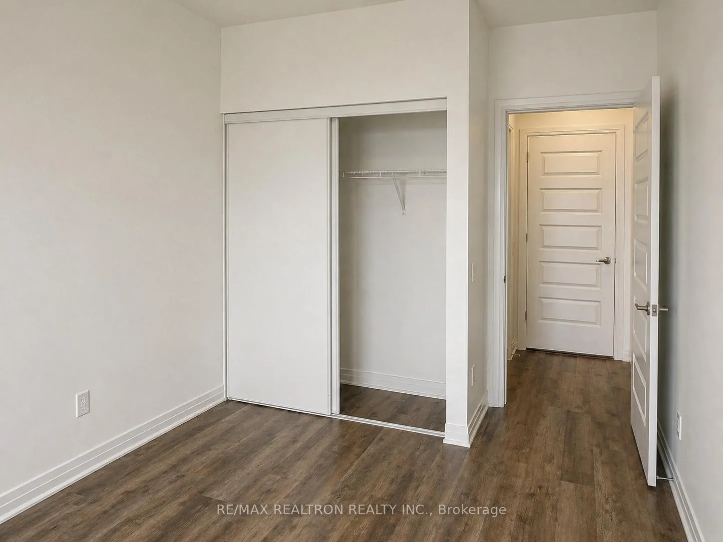 Photo 7 of Unit 401, 470 Gordon Krantz Avenue, Milton, Walker — HOMEH