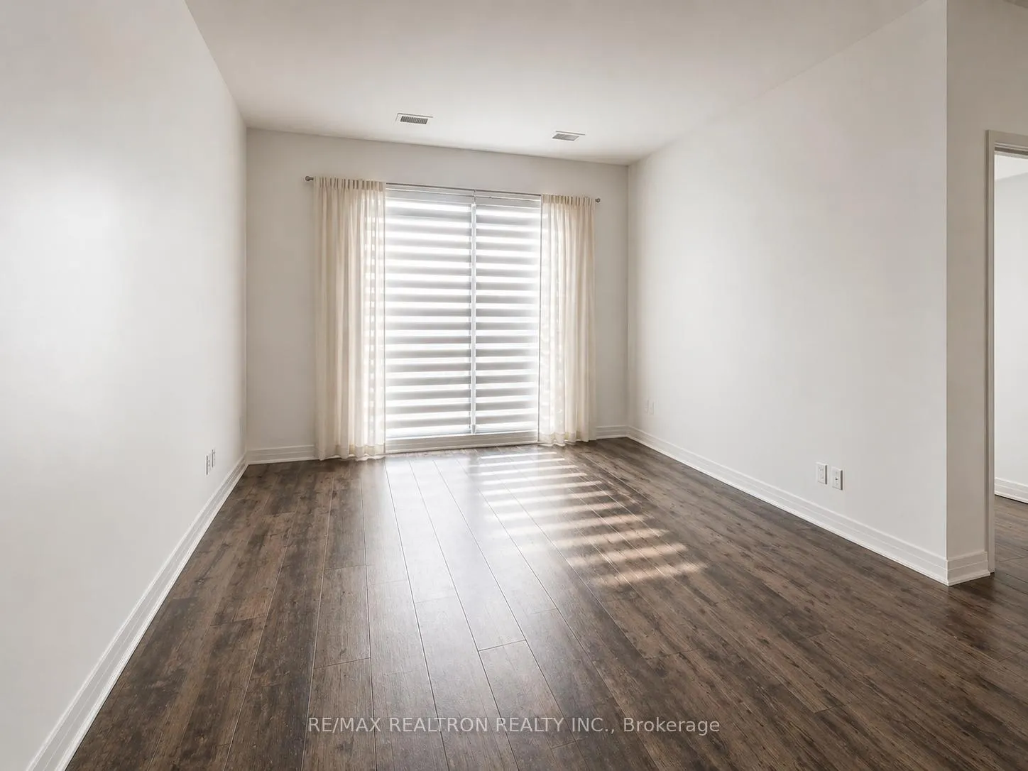 Photo 9 of Unit 401, 470 Gordon Krantz Avenue, Milton, Walker — HOMEH