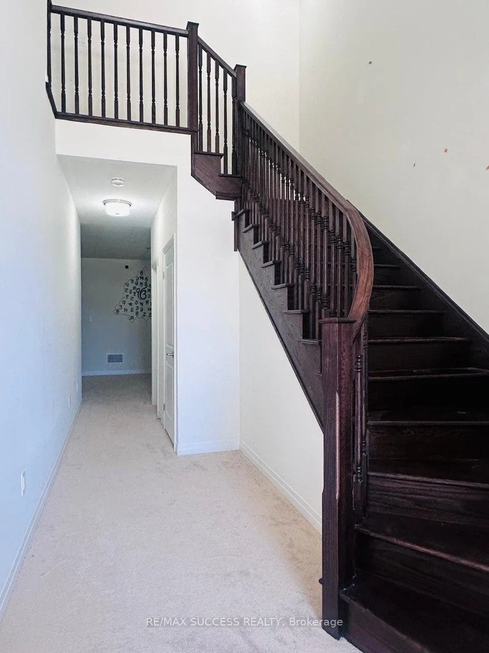 Photo 10 of 10 Waldron Street, Brantford — HOMEH