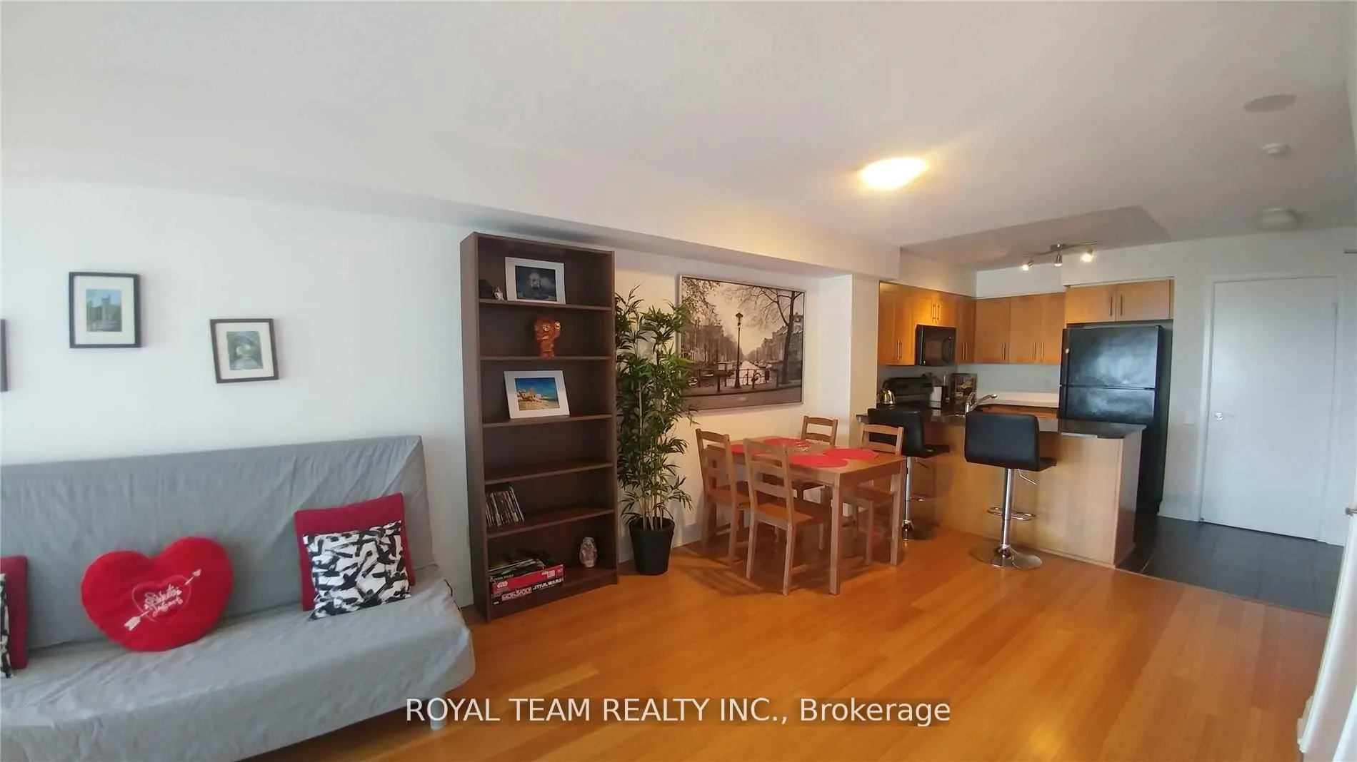 Photo 7 of Unit 2312, 2181 Yonge Street, Toronto, Mount Pleasant East — HOMEH
