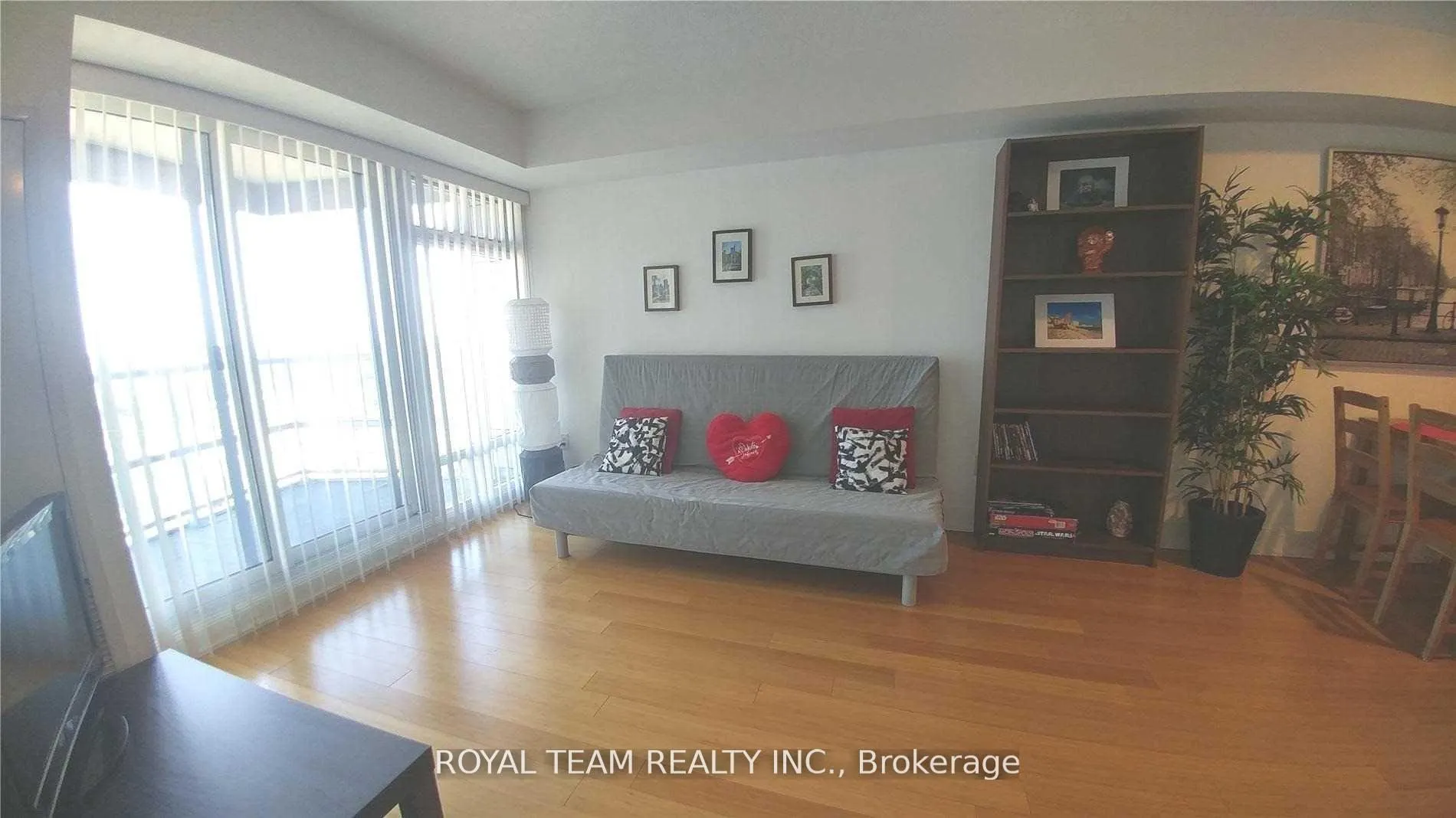 Photo 8 of Unit 2312, 2181 Yonge Street, Toronto, Mount Pleasant East — HOMEH