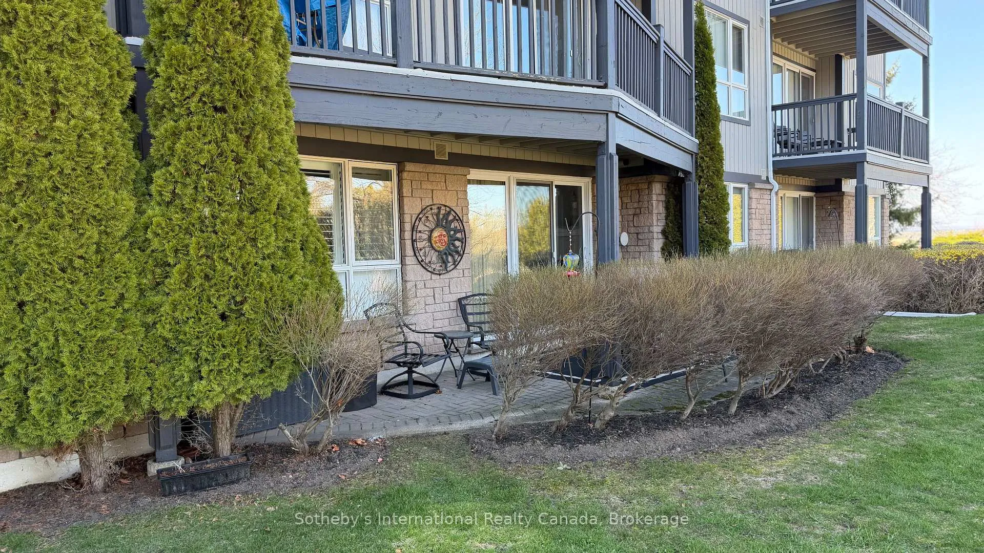Photo 15 of 432 Mariners Way, Collingwood — HOMEH