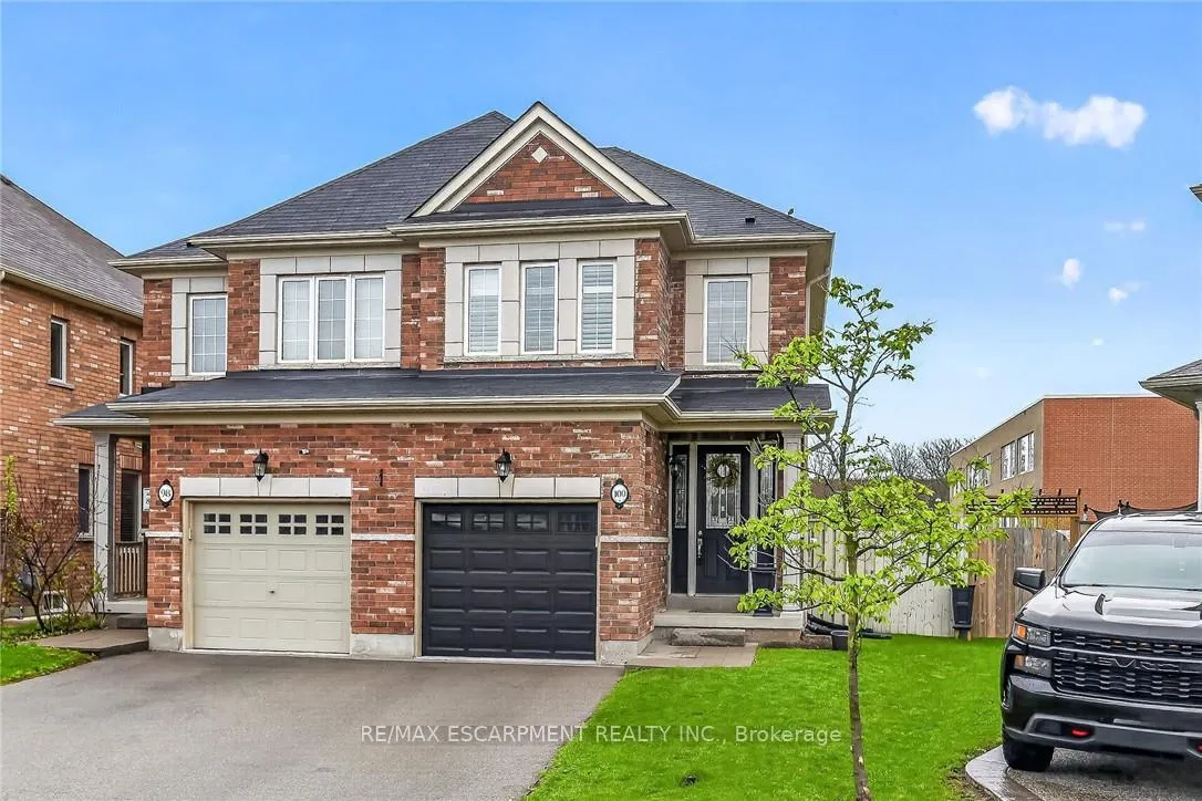Photo 2 of 100 Narbonne Crescent, Hamilton, Stoney Creek Mountain — HOMEH