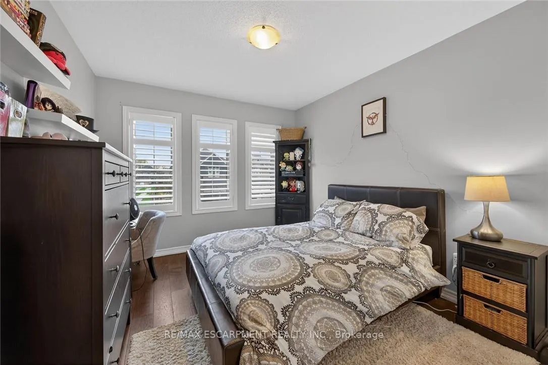 Photo 28 of 100 Narbonne Crescent, Hamilton, Stoney Creek Mountain — HOMEH