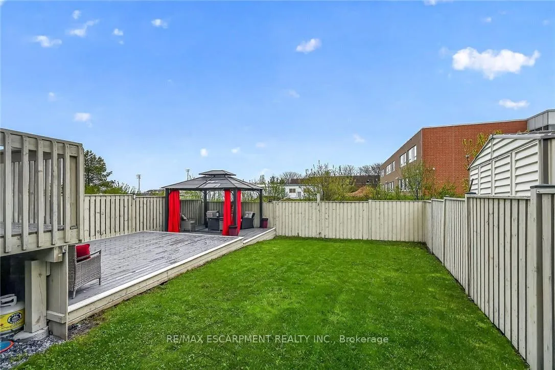 Photo 46 of 100 Narbonne Crescent, Hamilton, Stoney Creek Mountain — HOMEH