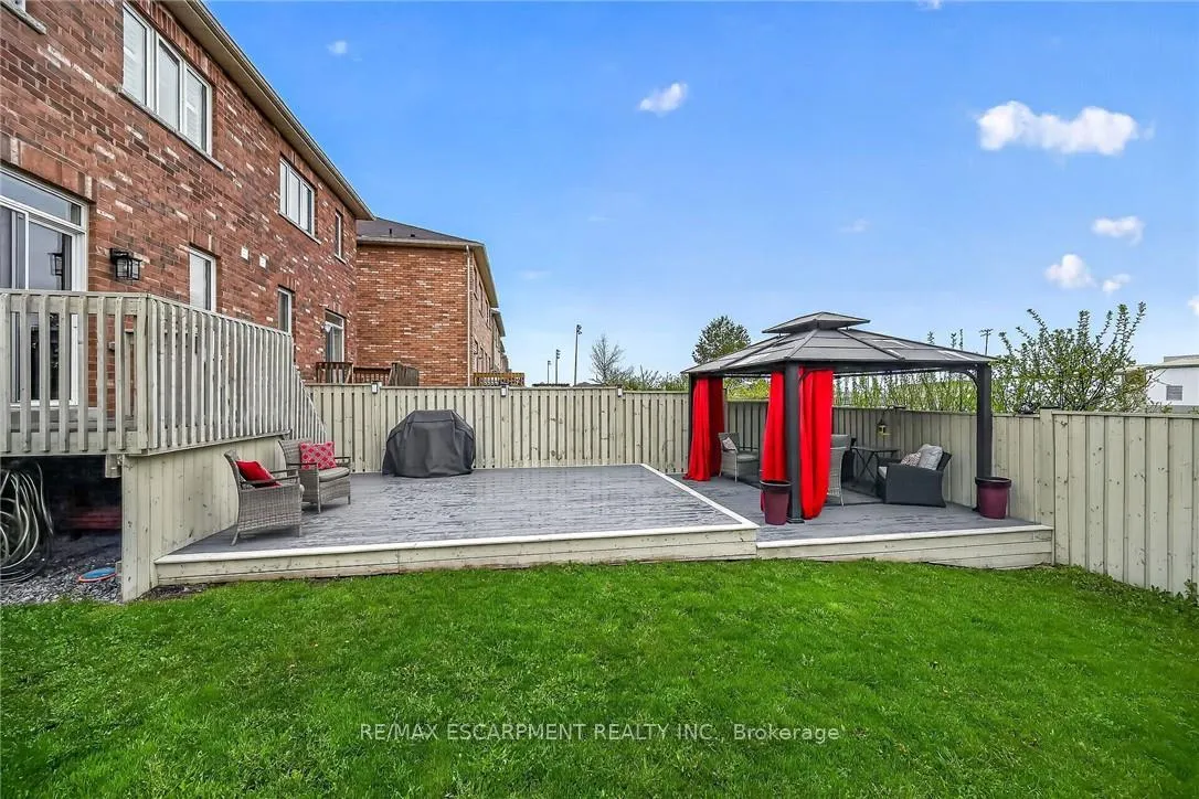 Photo 47 of 100 Narbonne Crescent, Hamilton, Stoney Creek Mountain — HOMEH