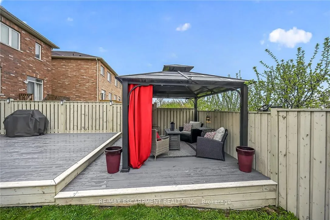 Photo 49 of 100 Narbonne Crescent, Hamilton, Stoney Creek Mountain — HOMEH