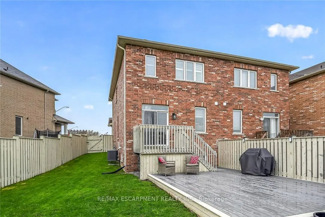 Photo 50 of 100 Narbonne Crescent, Hamilton, Stoney Creek Mountain — HOMEH