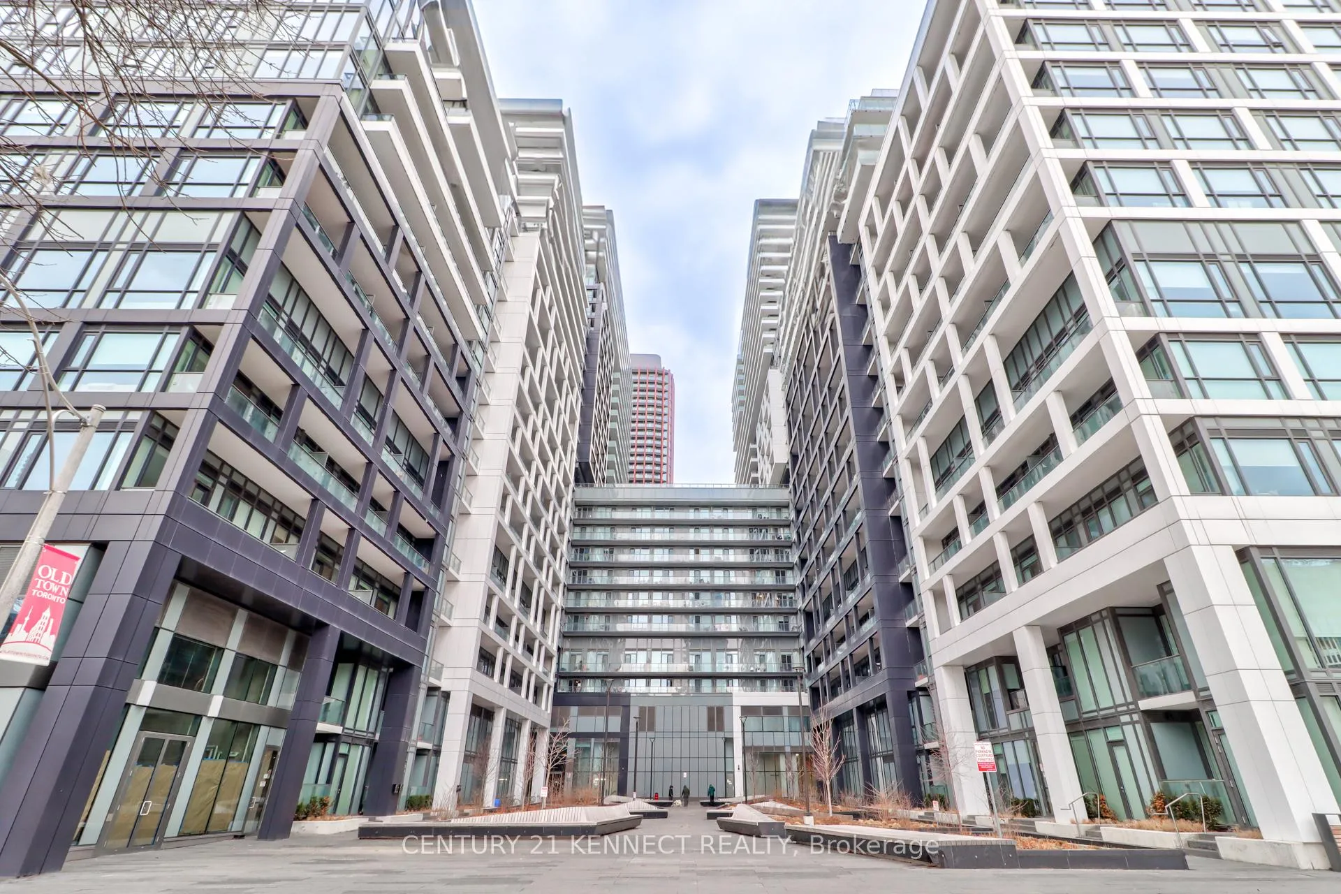 Photo 2 of Unit 504, 70 Princess Street, Toronto, Waterfront Communities — HOMEH
