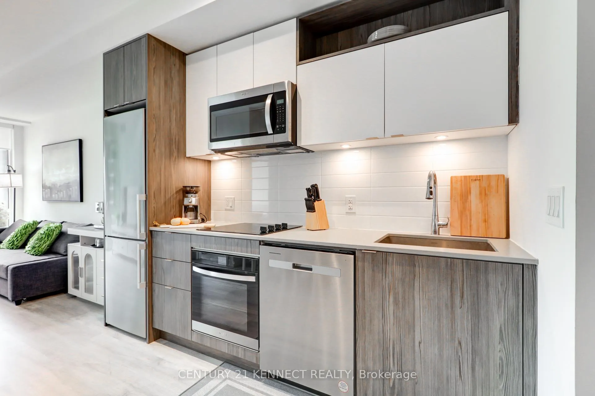 Photo 7 of Unit 504, 70 Princess Street, Toronto, Waterfront Communities — HOMEH