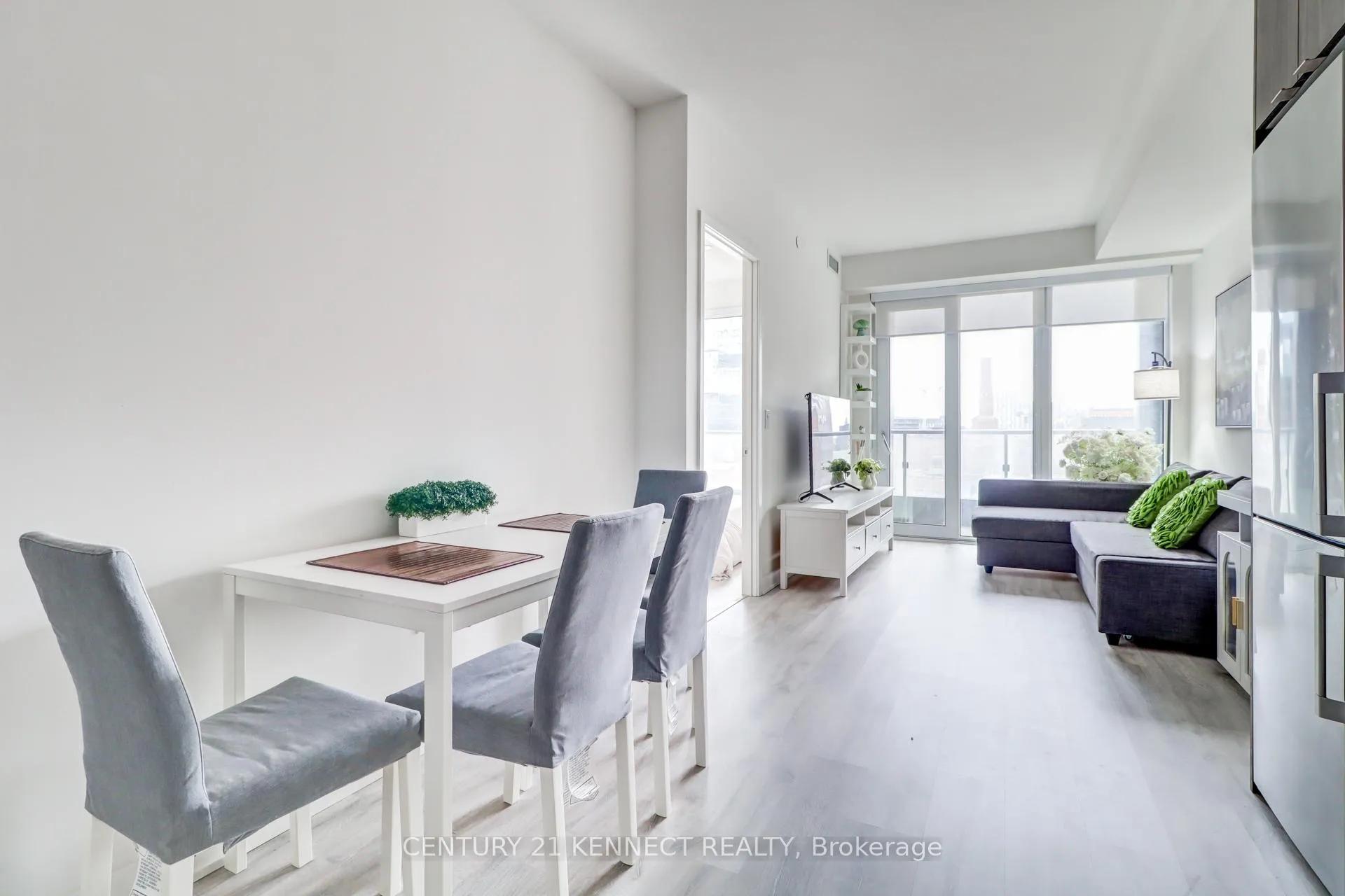 Photo 11 of Unit 504, 70 Princess Street, Toronto, Waterfront Communities — HOMEH