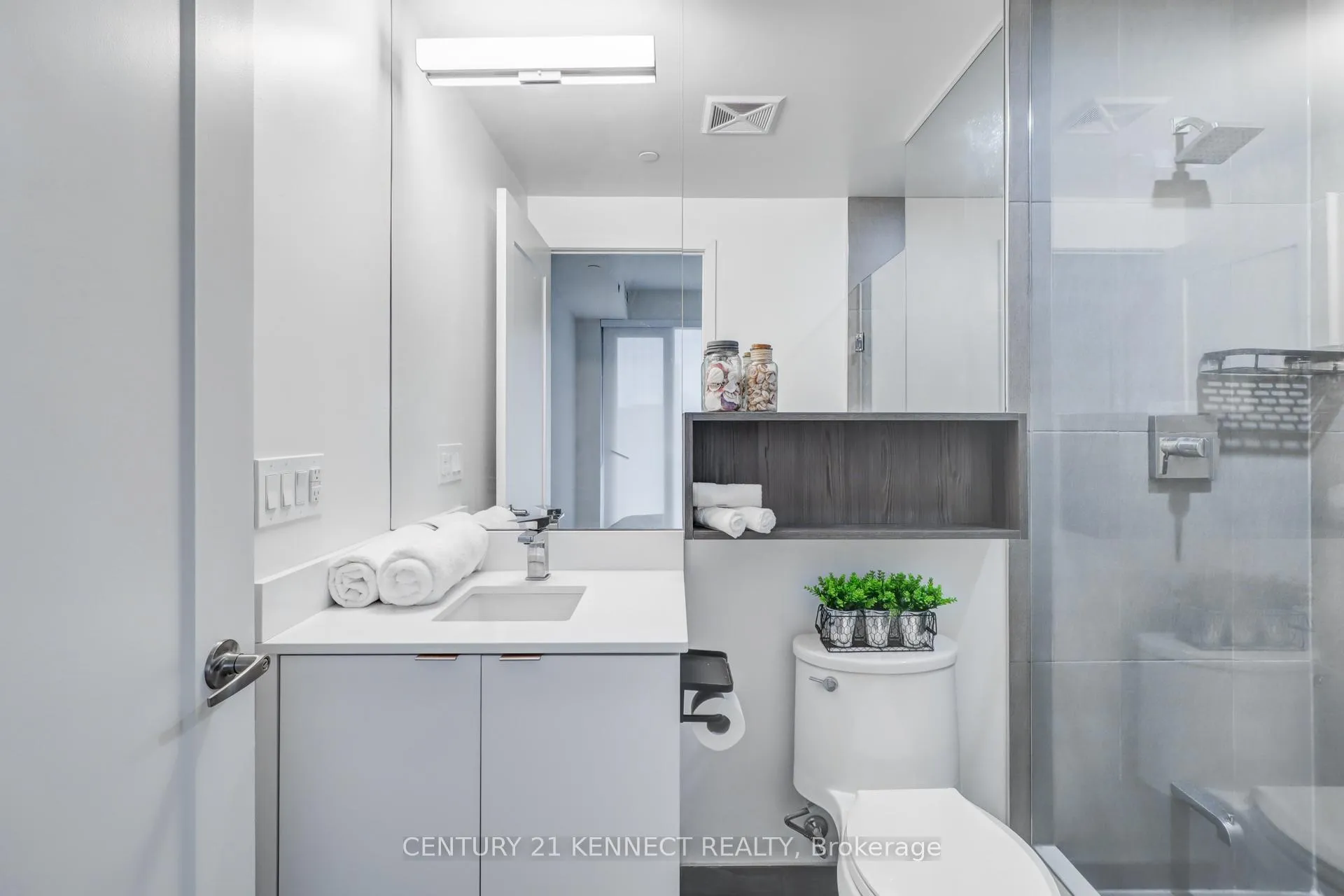 Photo 21 of Unit 504, 70 Princess Street, Toronto, Waterfront Communities — HOMEH