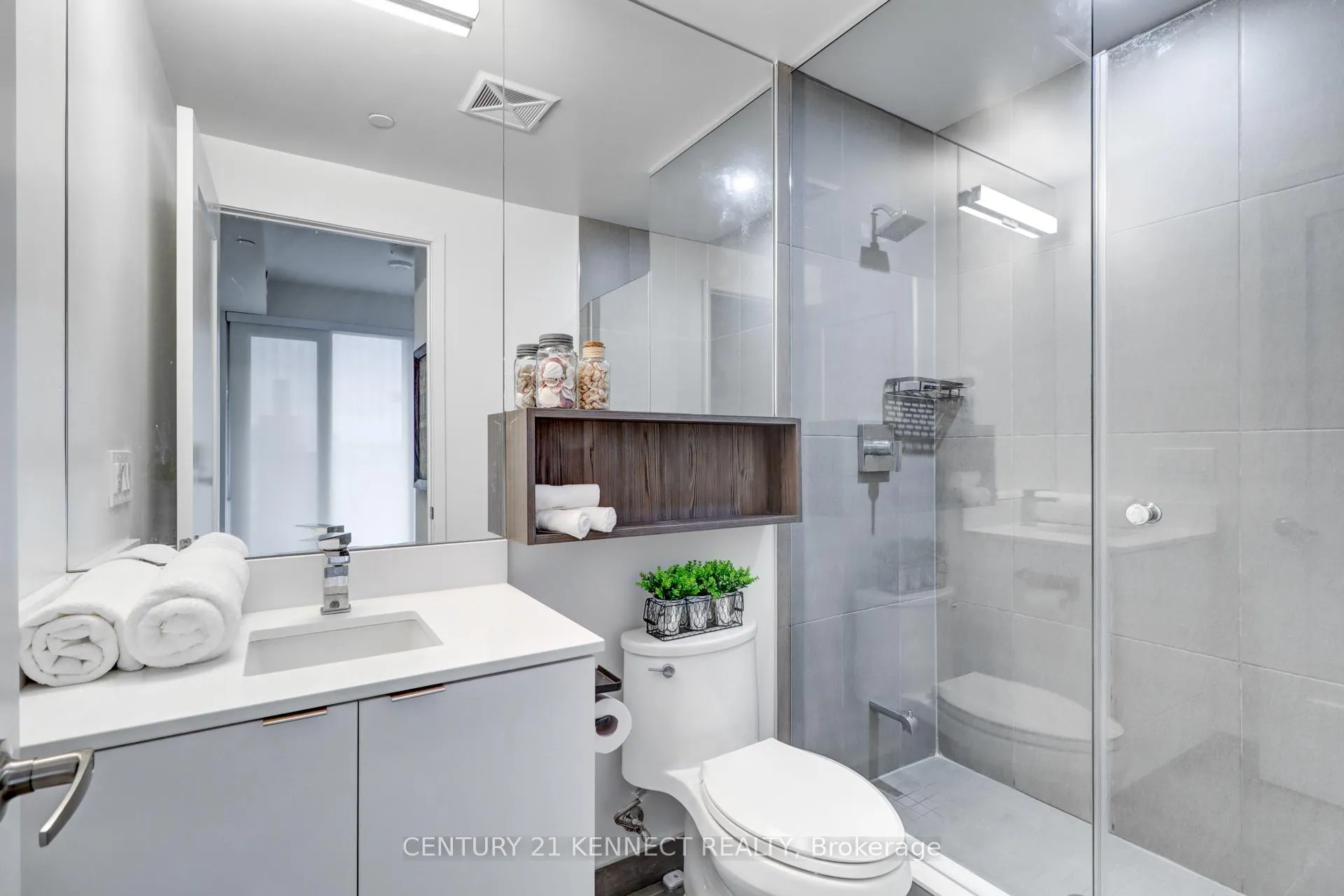 Photo 22 of Unit 504, 70 Princess Street, Toronto, Waterfront Communities — HOMEH