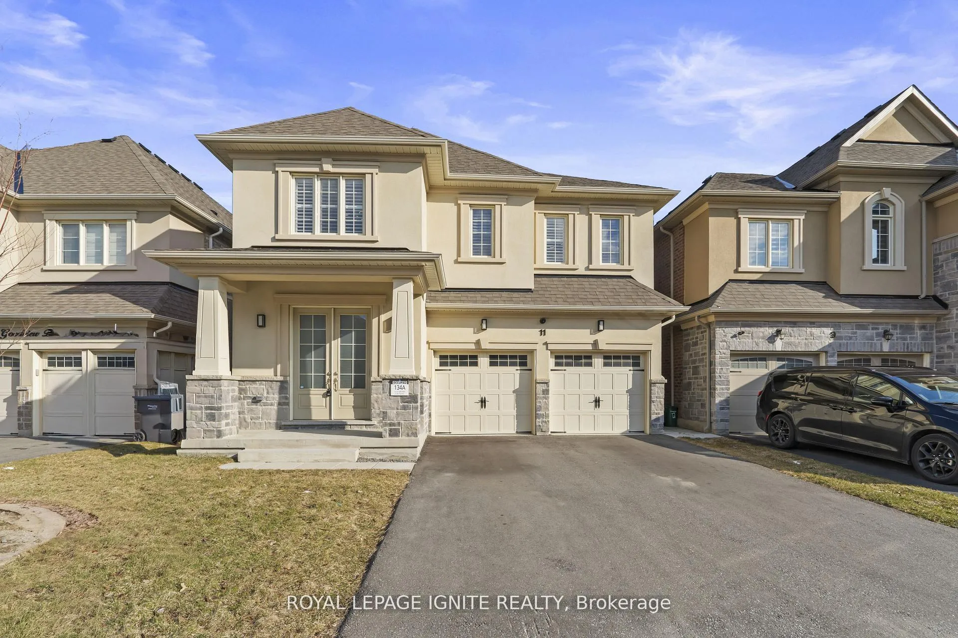 Front of 11 Jenwood Crescent
