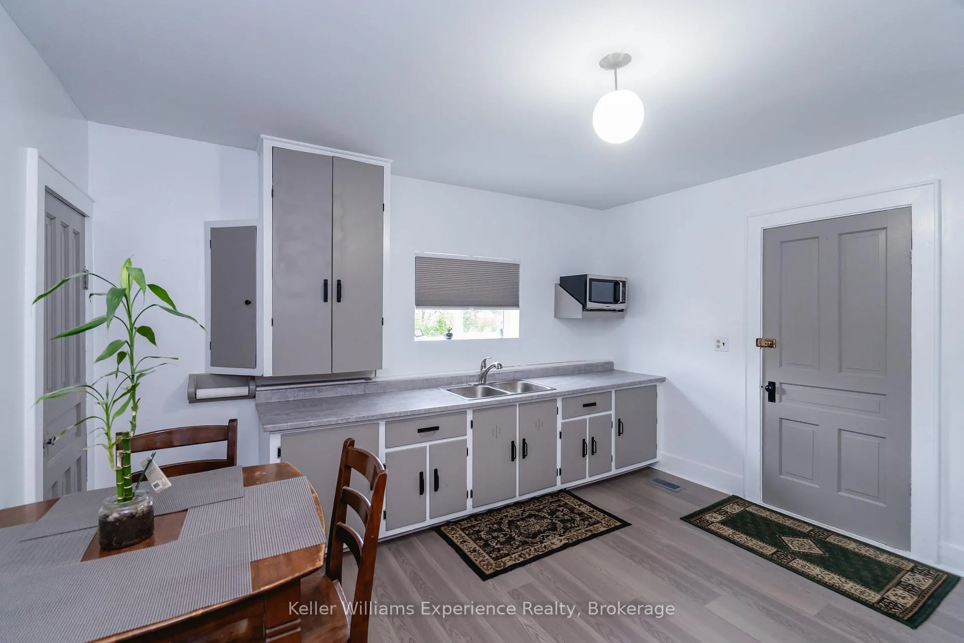 Photo 10 of 13 Toronto Avenue, South River — HOMEH