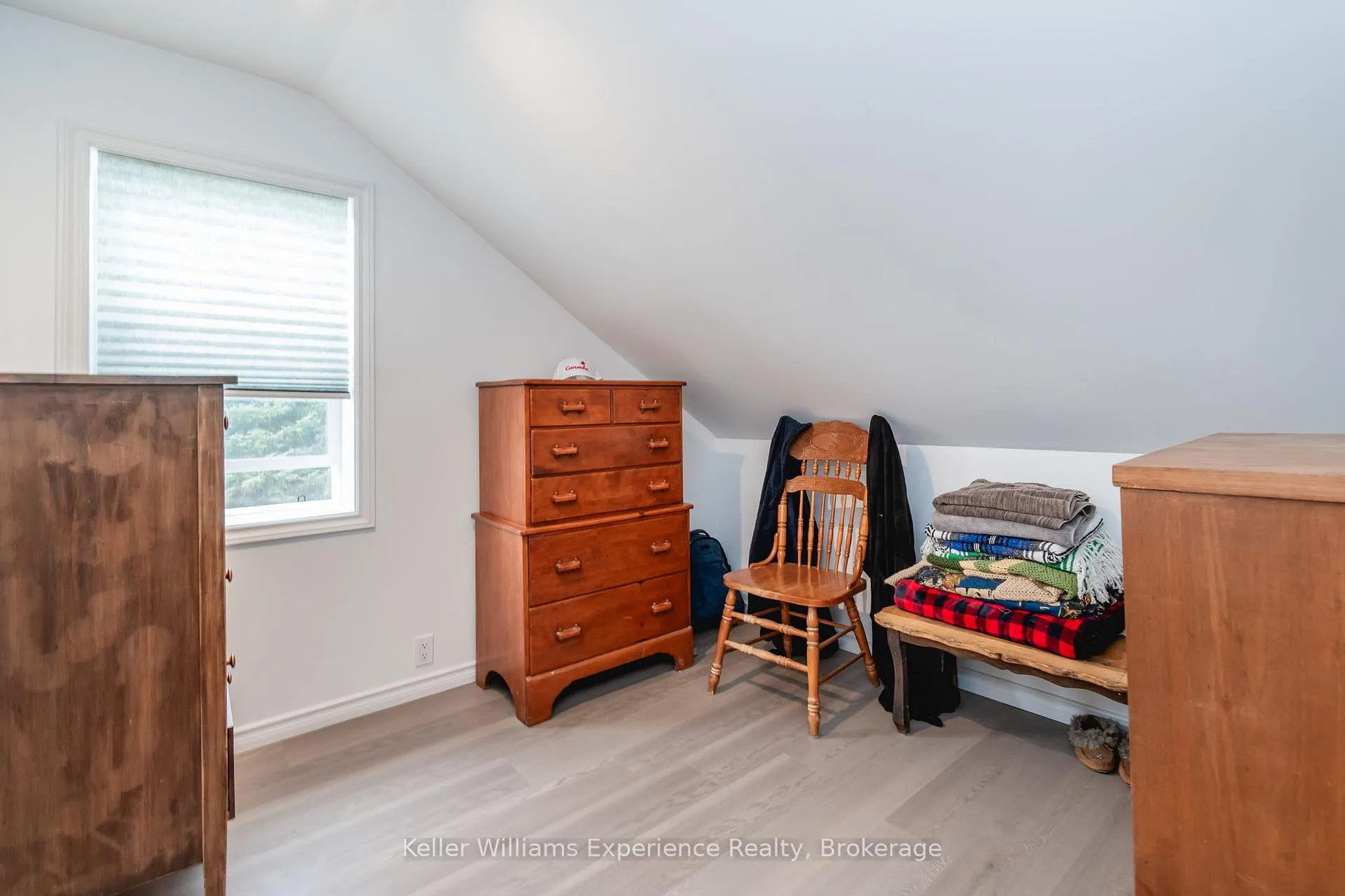 Photo 19 of 13 Toronto Avenue, South River — HOMEH