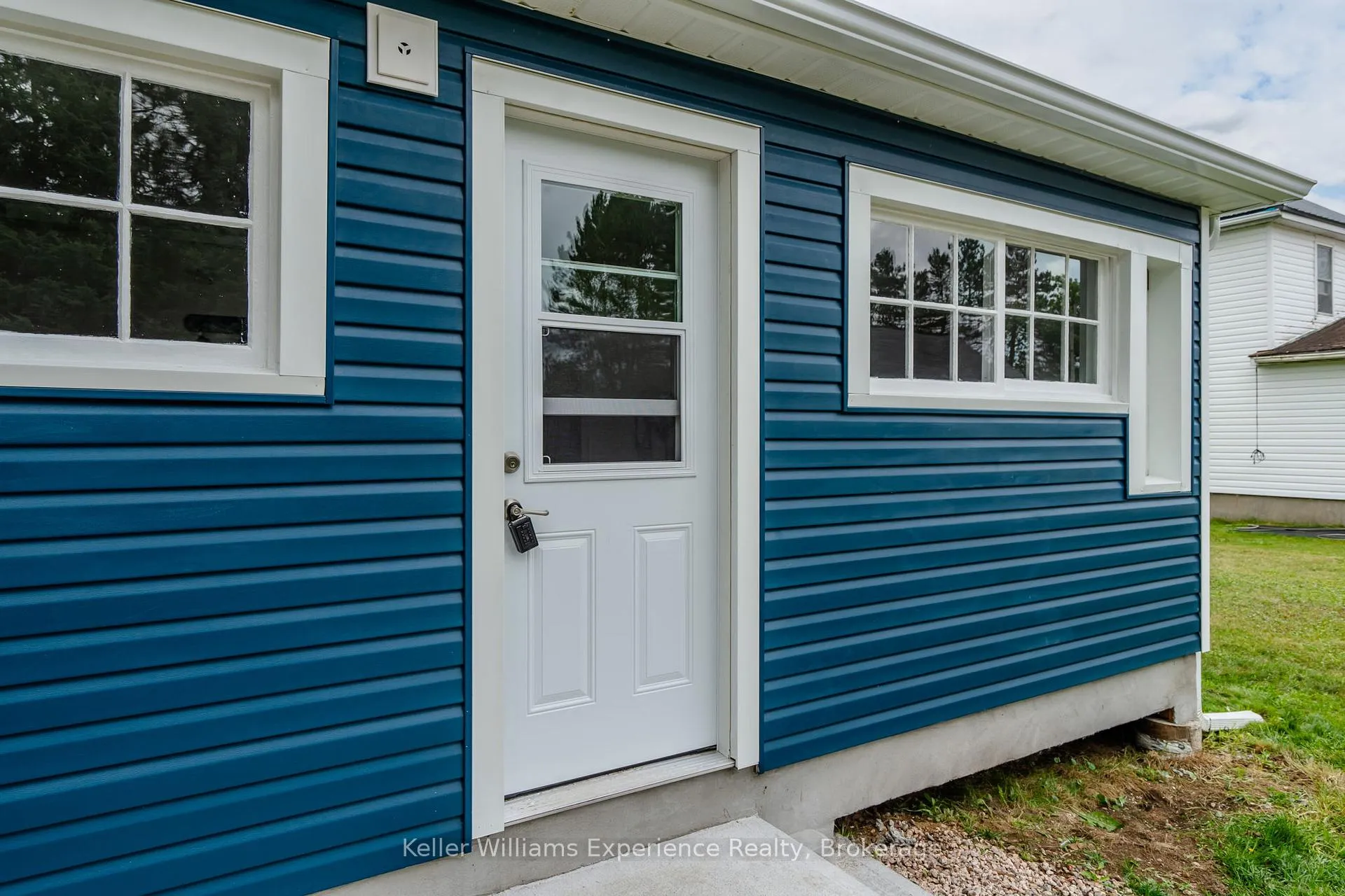 Photo 22 of 13 Toronto Avenue, South River — HOMEH