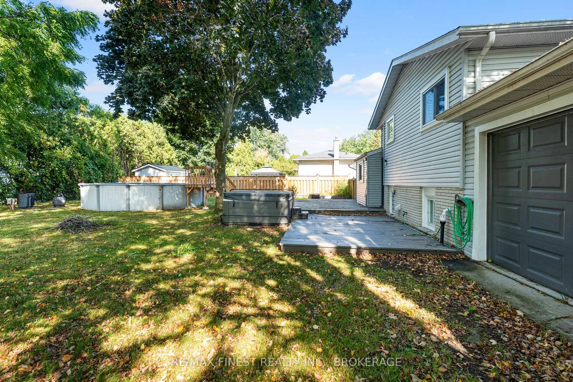 Photo 41 of 52 Windsor Drive, Brockville — HOMEH