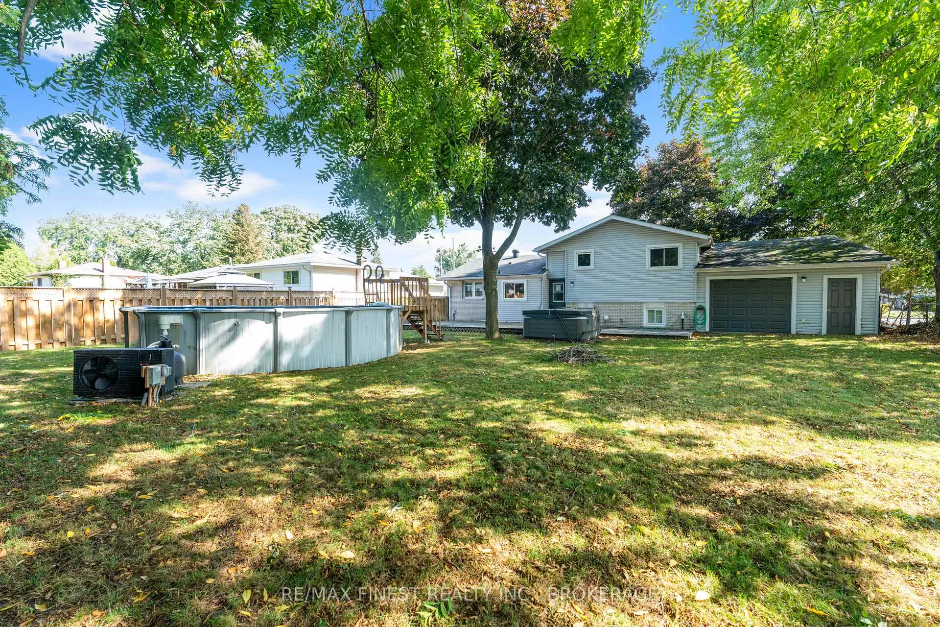 Photo 43 of 52 Windsor Drive, Brockville — HOMEH