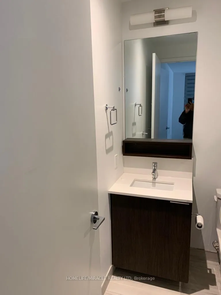 Photo 7 of Unit 2002, 5 Buttermill Avenue, Vaughan, Vaughan Corporate Centre — HOMEH