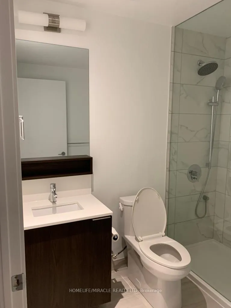 Photo 10 of Unit 2002, 5 Buttermill Avenue, Vaughan, Vaughan Corporate Centre — HOMEH