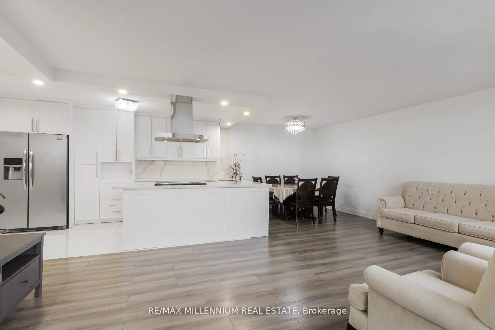 Photo 4 of Unit 706, 2645 Kipling Avenue W, Etobicoke, Mount Olive-Silverstone-Jamestown — HOMEH