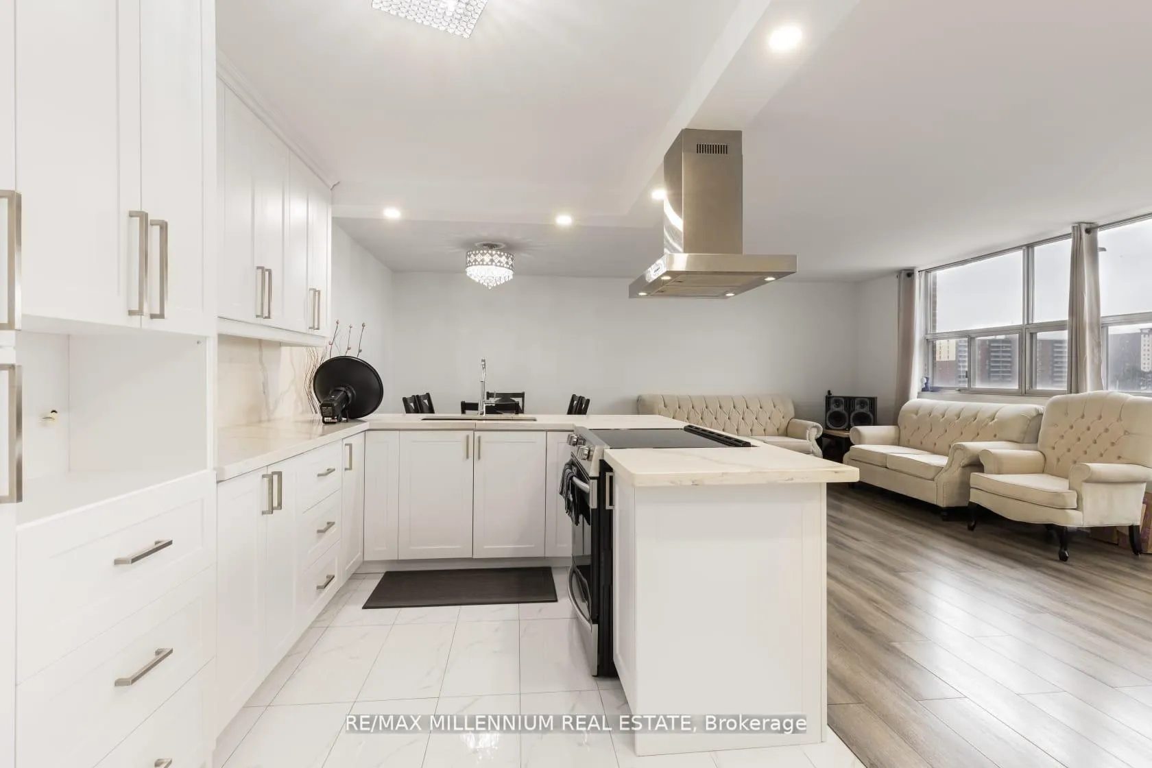 Photo 6 of Unit 706, 2645 Kipling Avenue W, Etobicoke, Mount Olive-Silverstone-Jamestown — HOMEH
