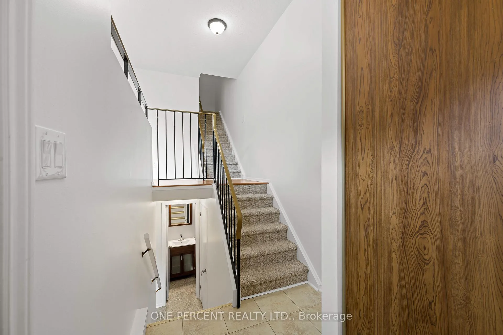 Photo 4 of Unit 11, 2640 Draper Avenue, Ottawa, Redwood Park — HOMEH