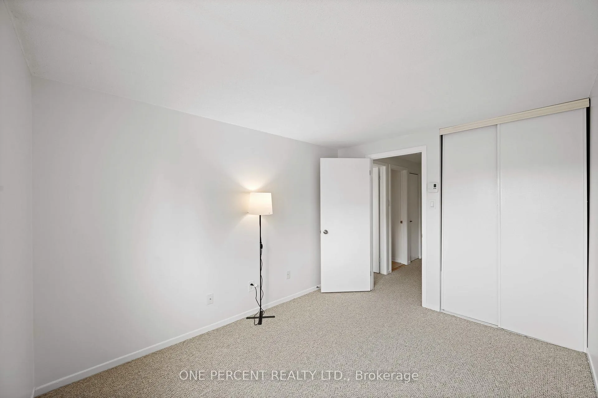 Photo 20 of Unit 11, 2640 Draper Avenue, Ottawa, Redwood Park — HOMEH