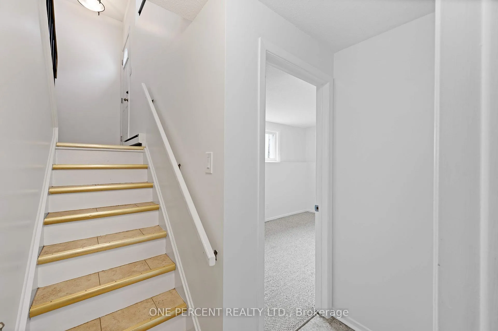 Photo 22 of Unit 11, 2640 Draper Avenue, Ottawa, Redwood Park — HOMEH